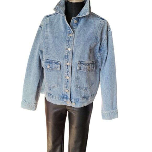 Light Denim Wash Oversized Bomber Jacket Retro NWT Sz 12 - Picture 3 of 15